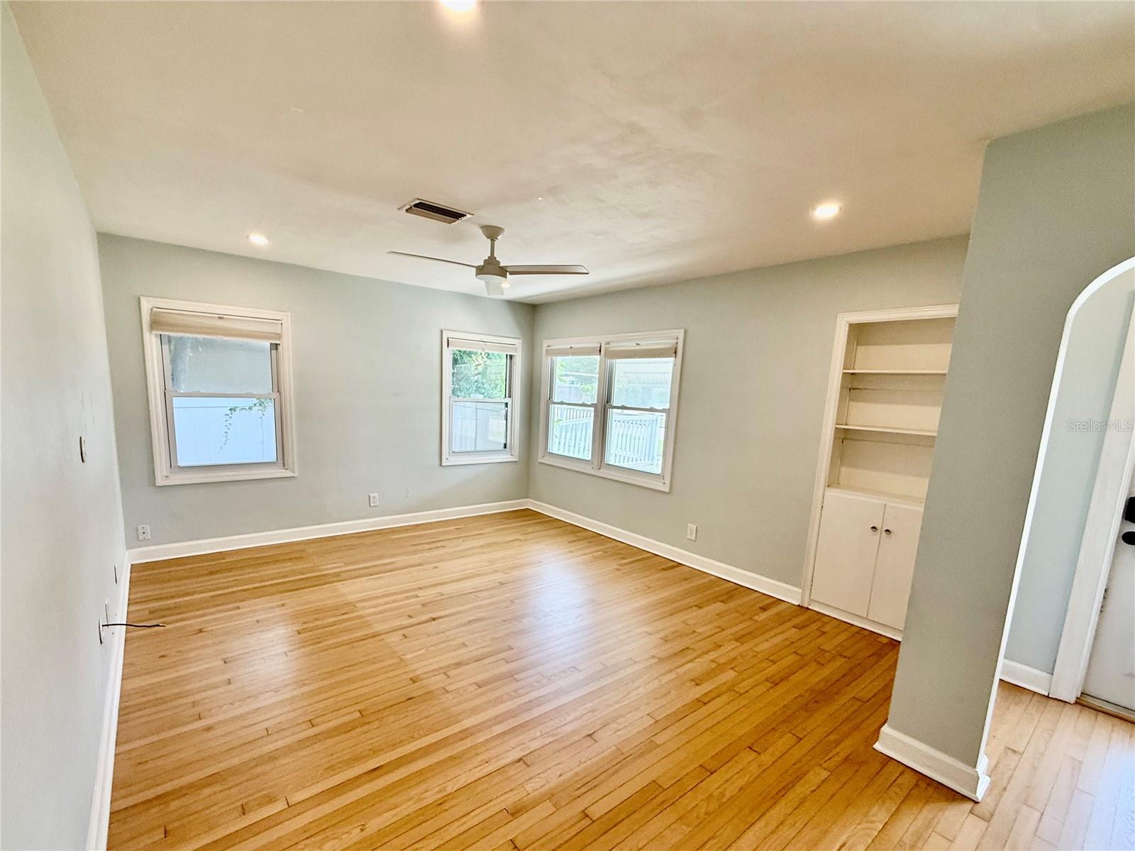 408 PRINCESS ST — photo 13