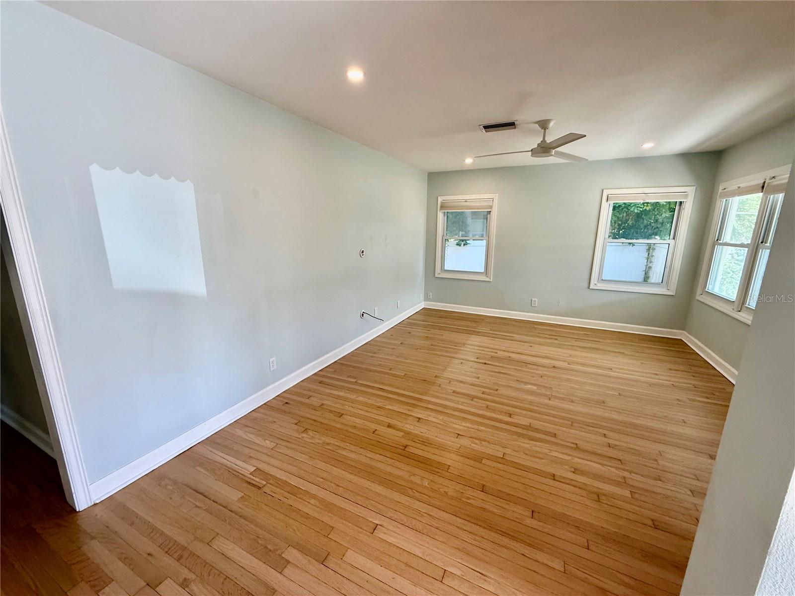 408 PRINCESS ST — photo 12