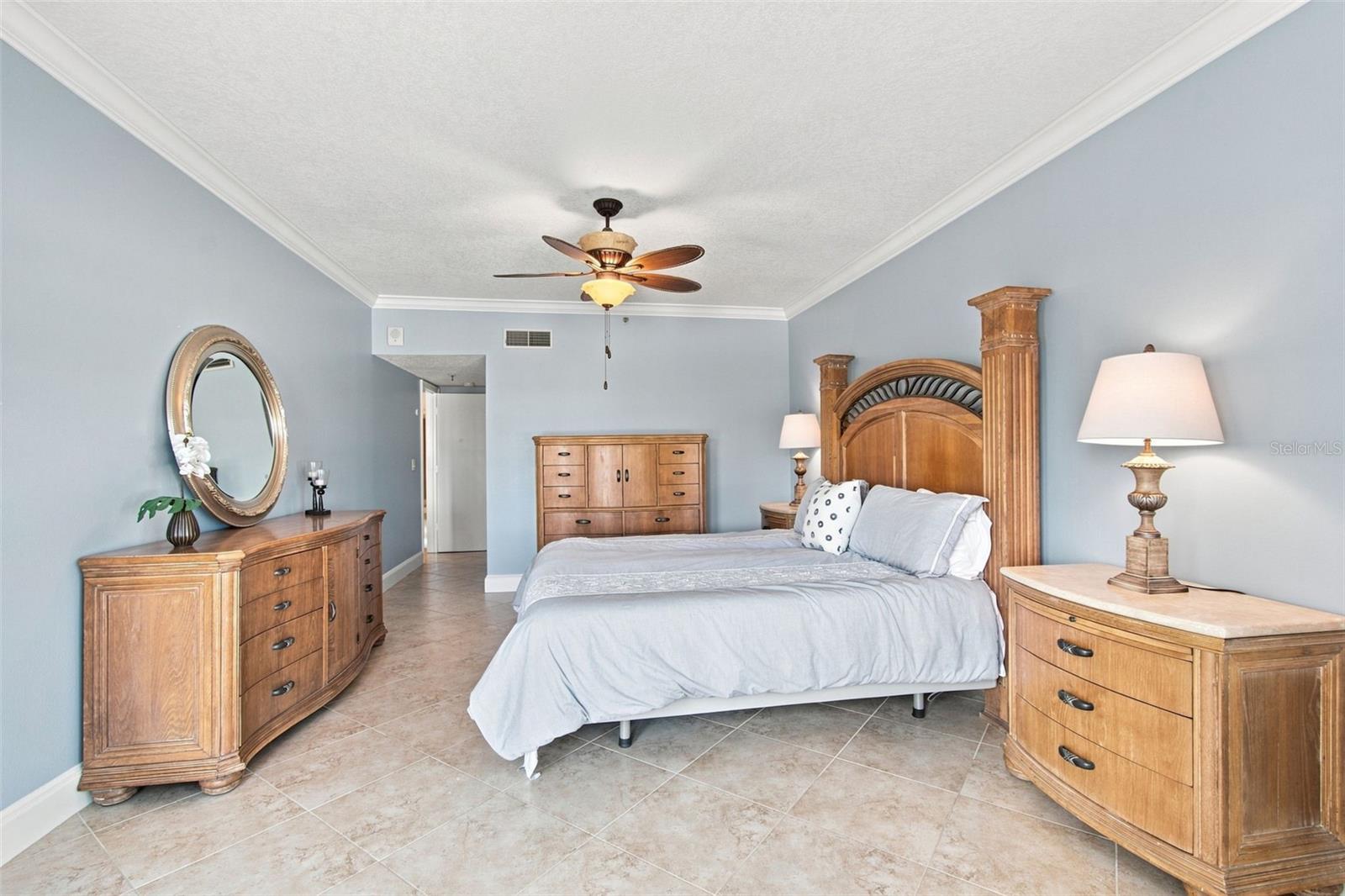 1582 GULF BLVD #1106 — photo 32