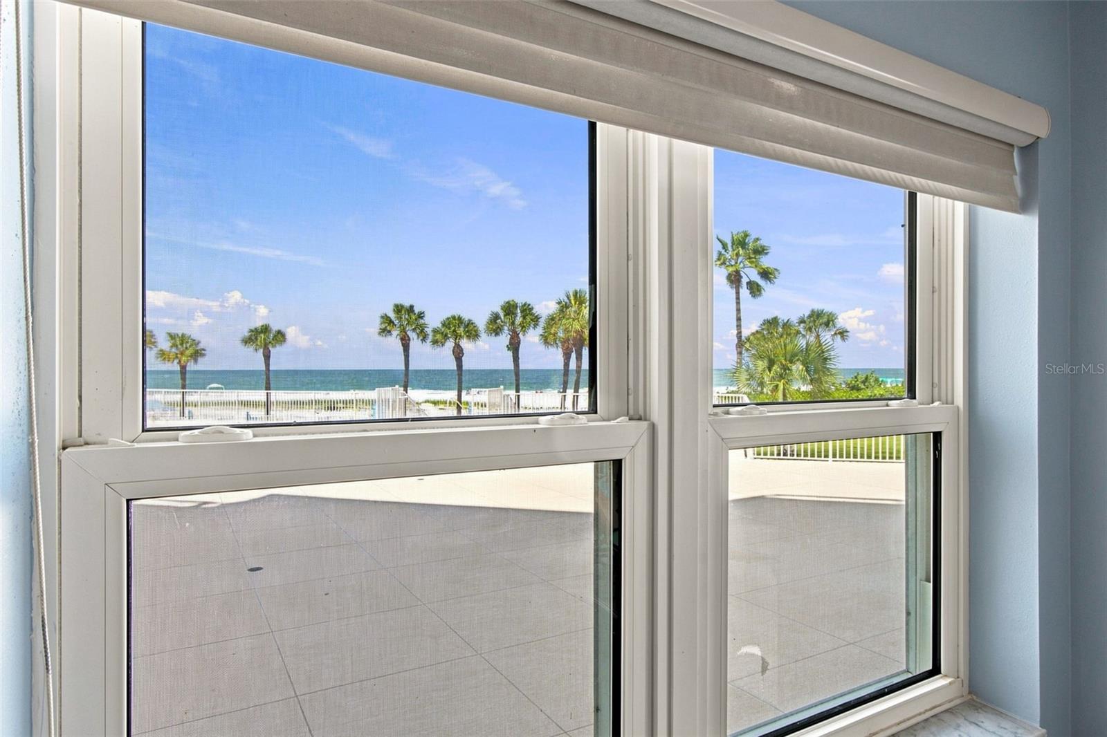 1582 GULF BLVD #1106 — photo 33