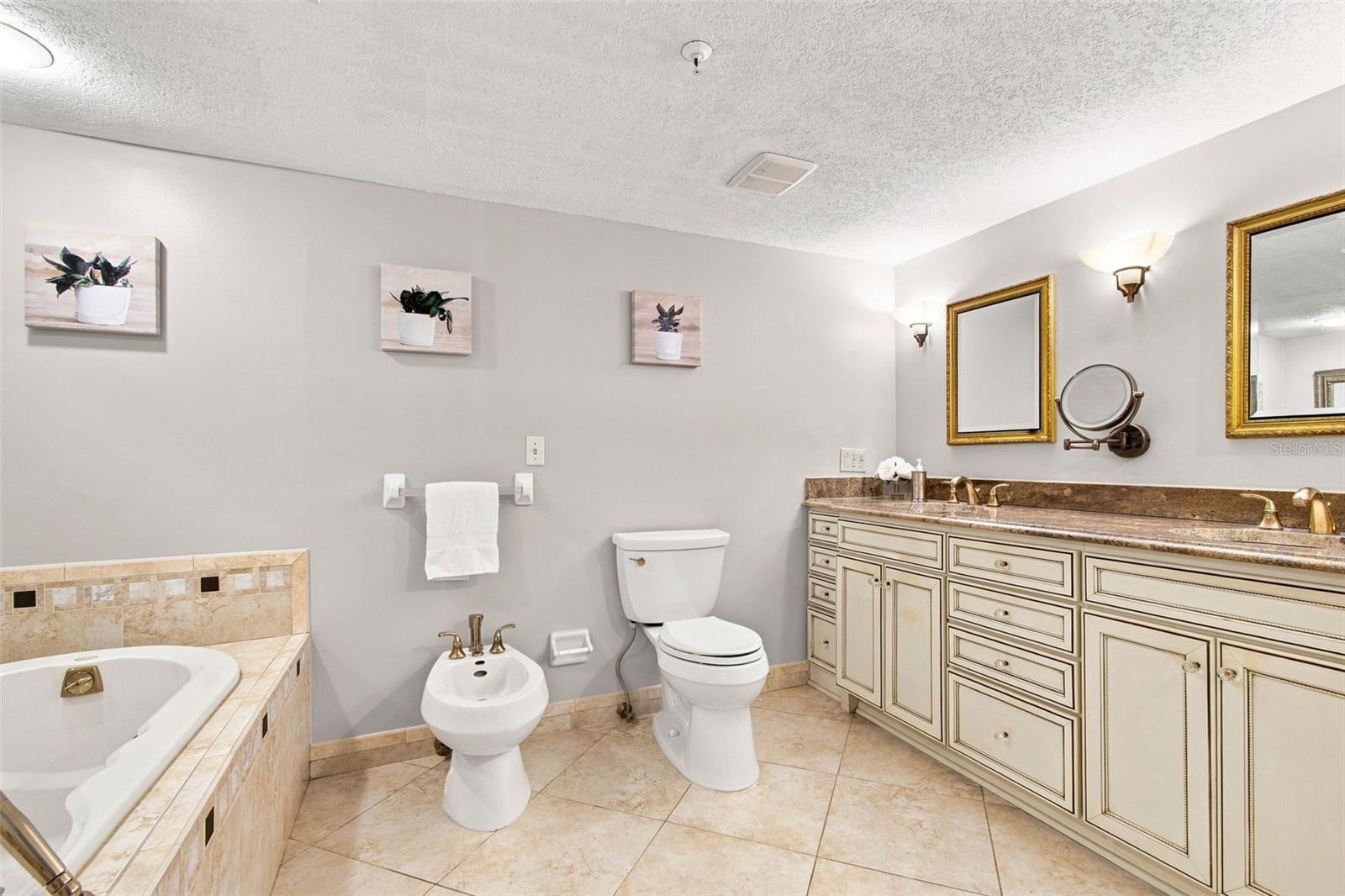 1582 GULF BLVD #1106 — photo 35