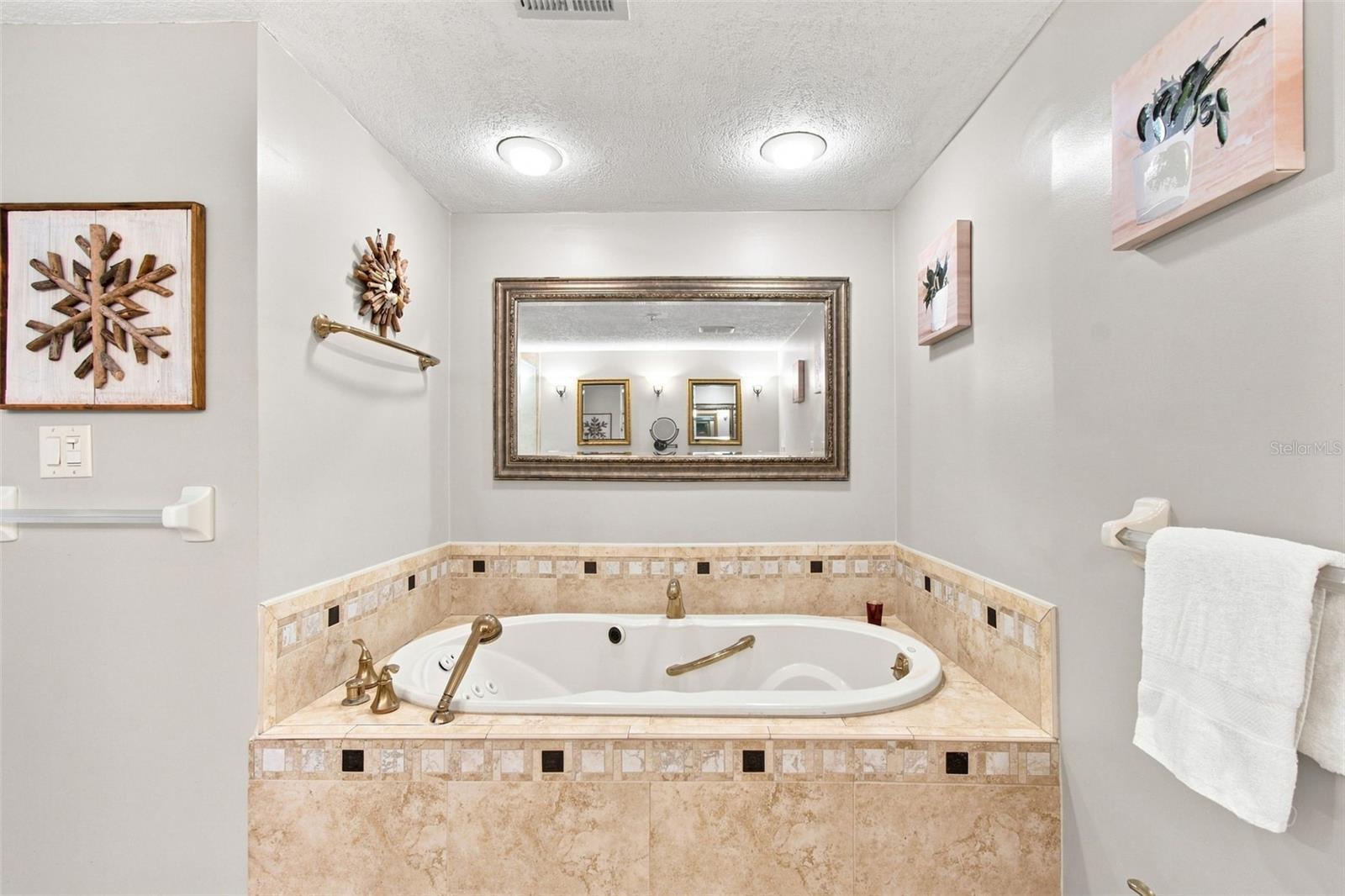1582 GULF BLVD #1106 — photo 37