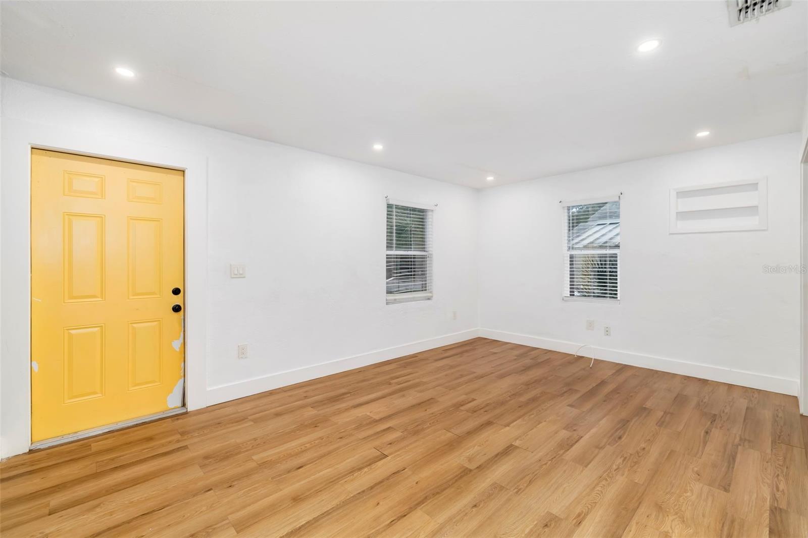1636 PRESCOTT ST S — photo 12