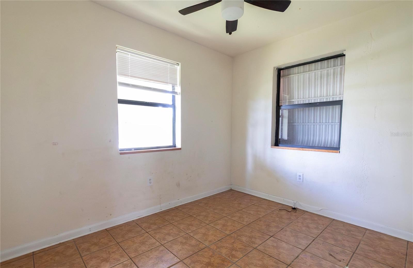 8338 BUMFORD AVE — photo 20
