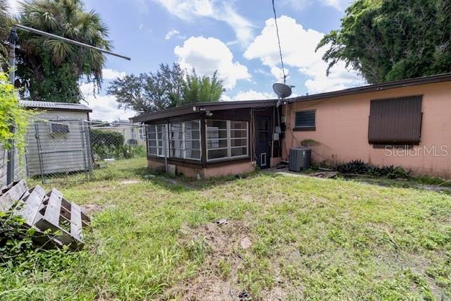 8338 BUMFORD AVE — photo 6