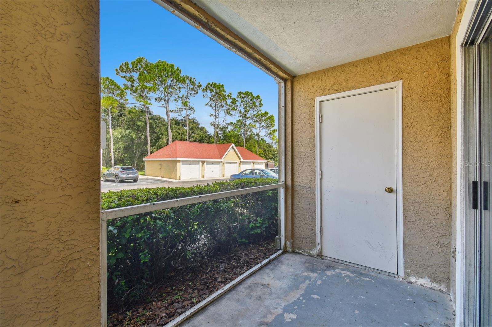 9481 HIGHLAND OAK DR #303 — photo 18