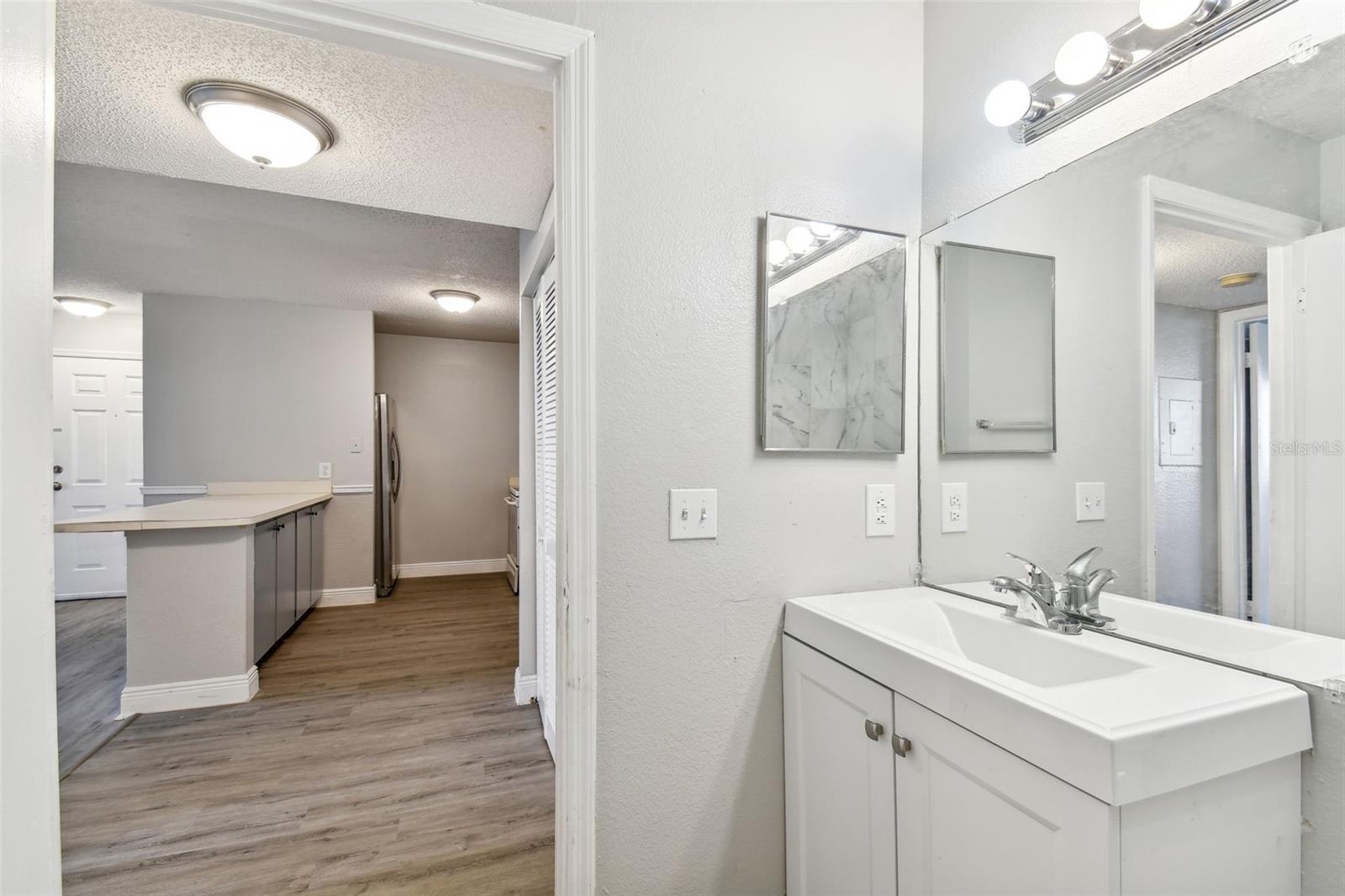 9481 HIGHLAND OAK DR #303 — photo 17