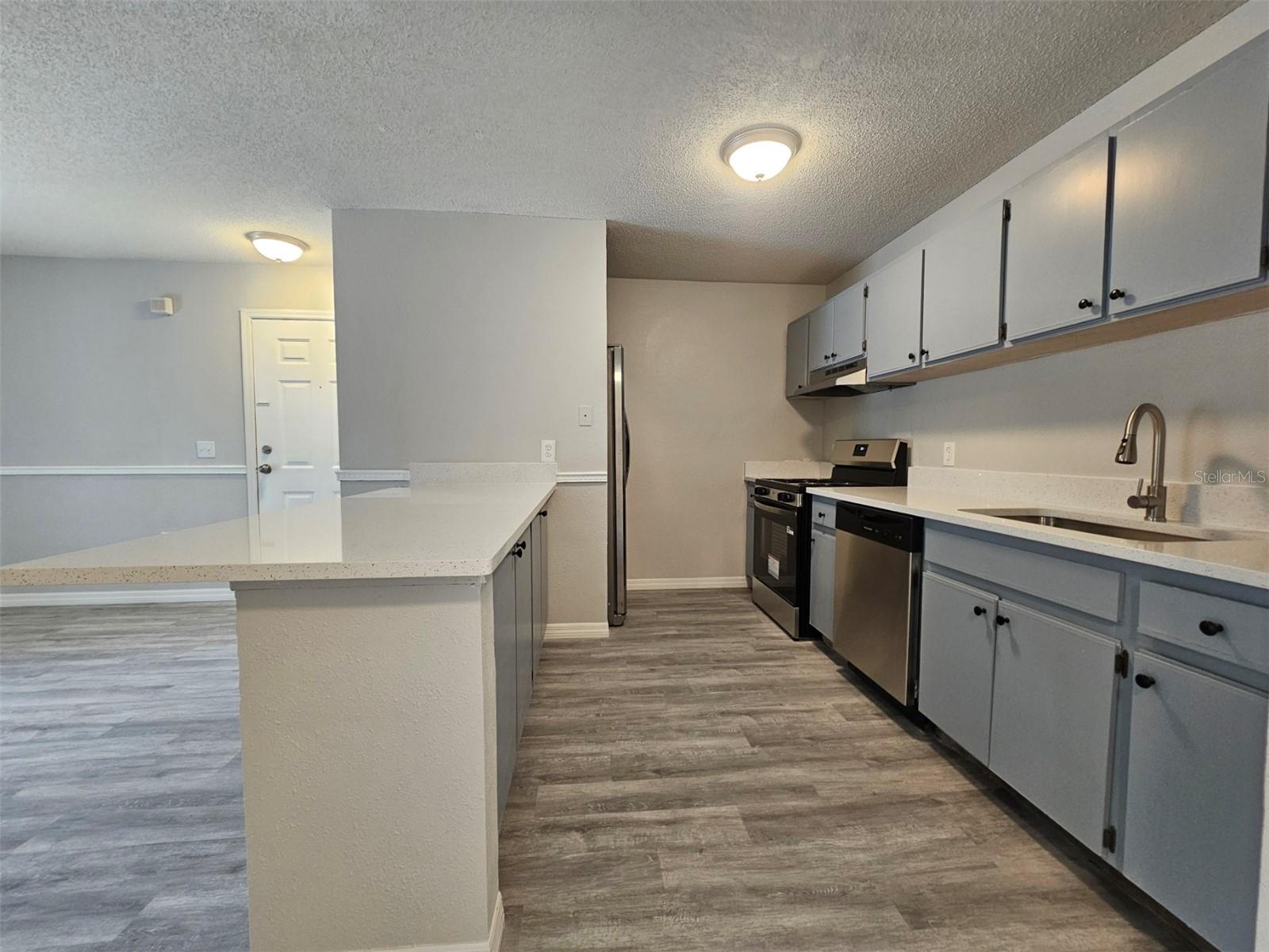 9481 HIGHLAND OAK DR #303 — photo 8