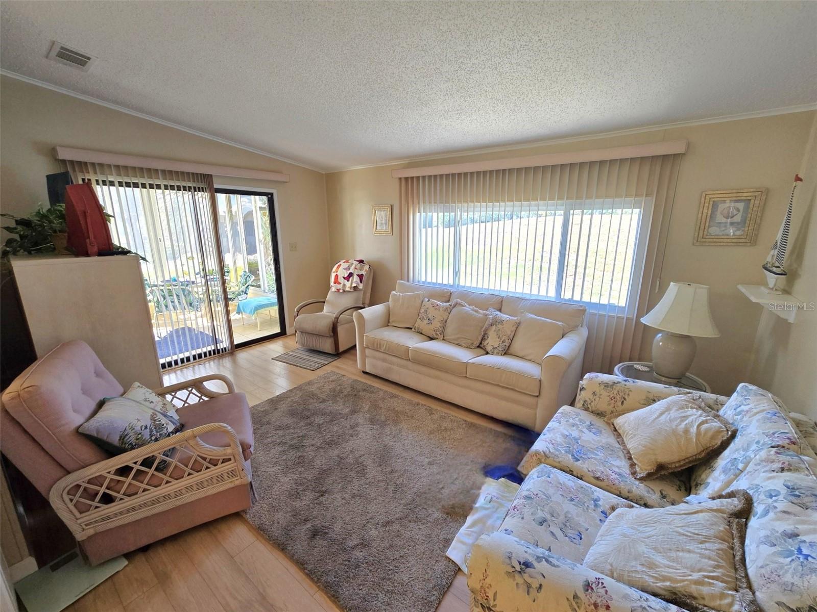 8503 PRINCESS COURT — photo 4