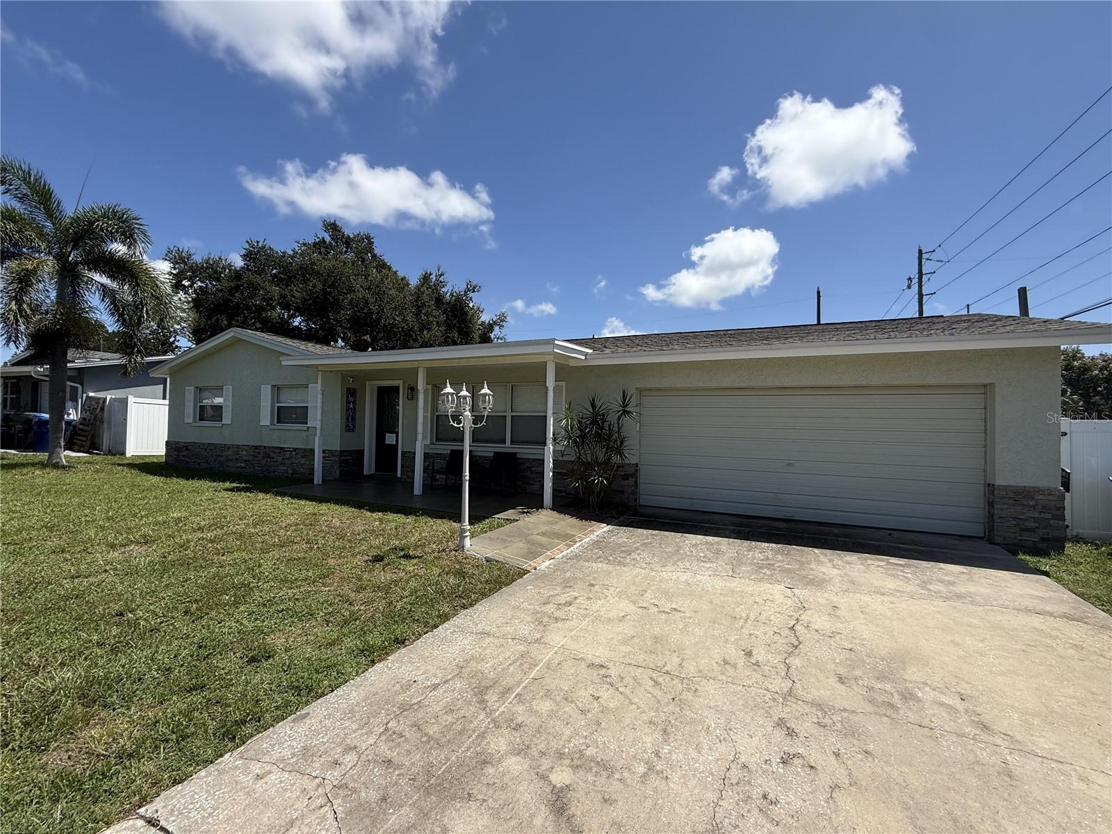 2398 NOLAN DR — photo 2