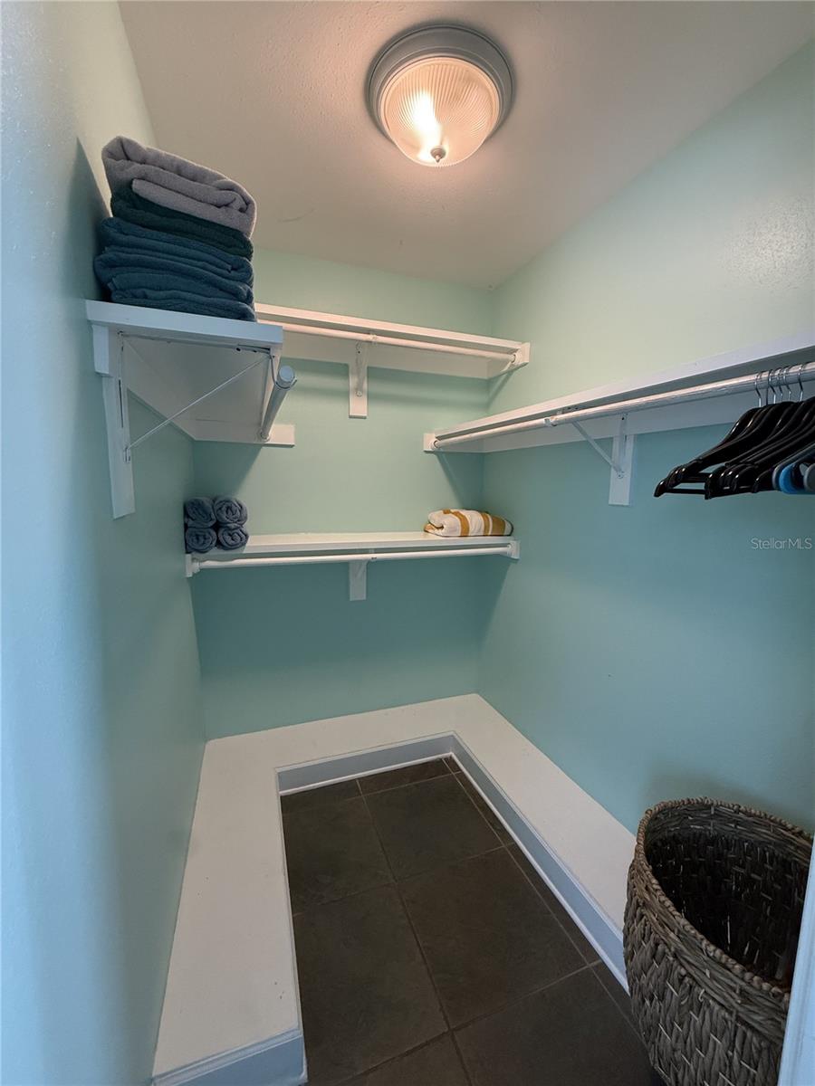 2398 NOLAN DR — photo 12