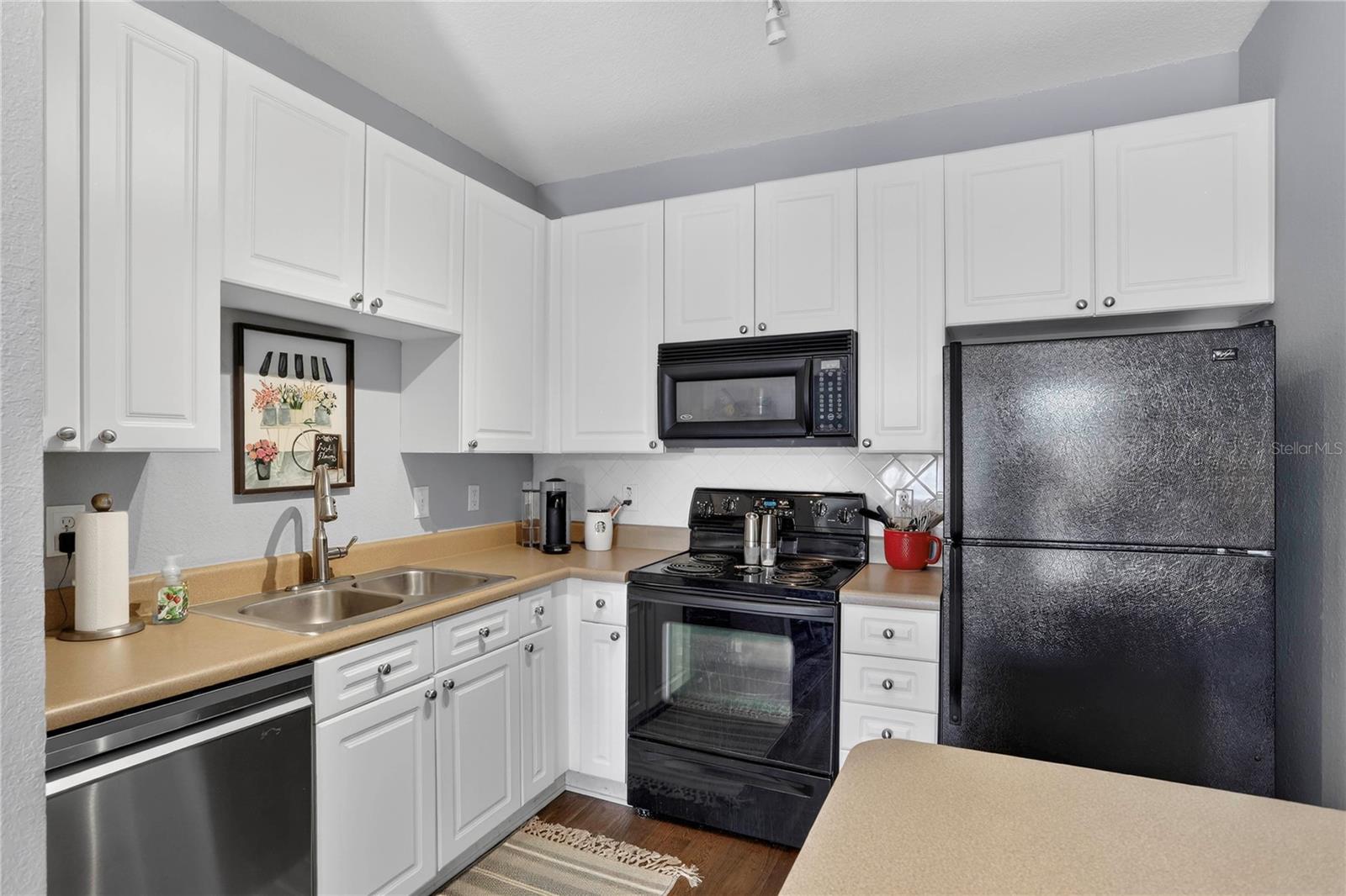 4221 W SPRUCE ST #2426 — photo 4