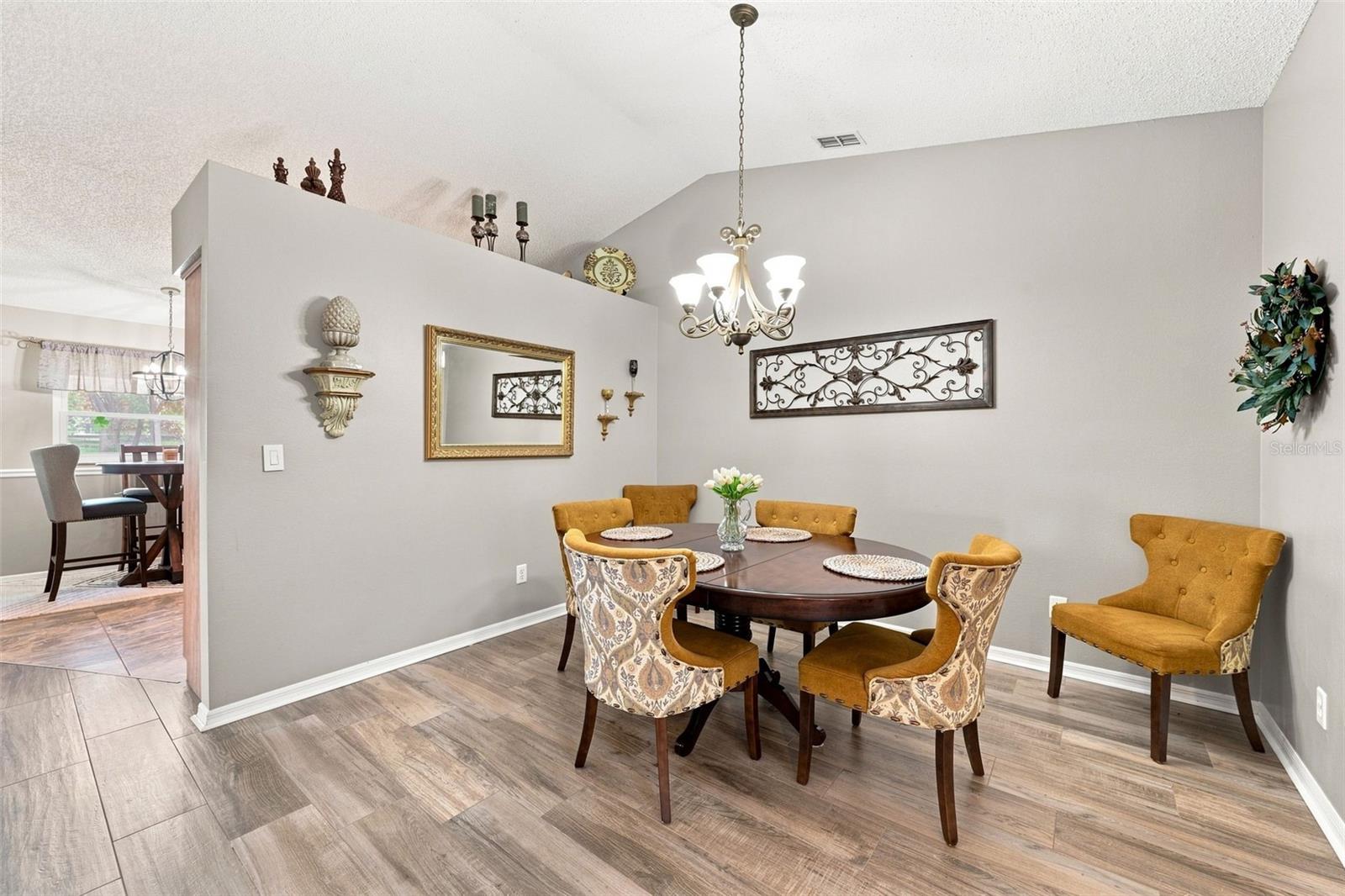 4352 OLIN ST — photo 15