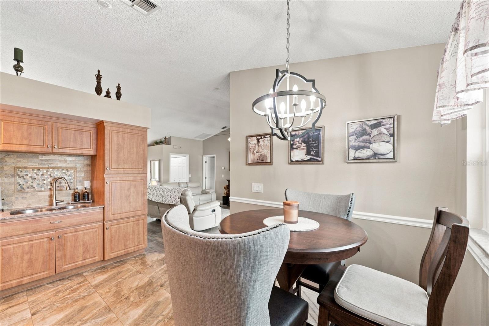 4352 OLIN ST — photo 24