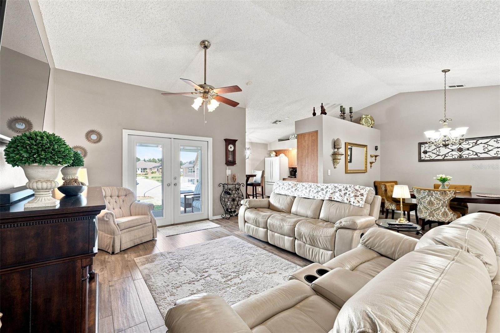 4352 OLIN ST — photo 18