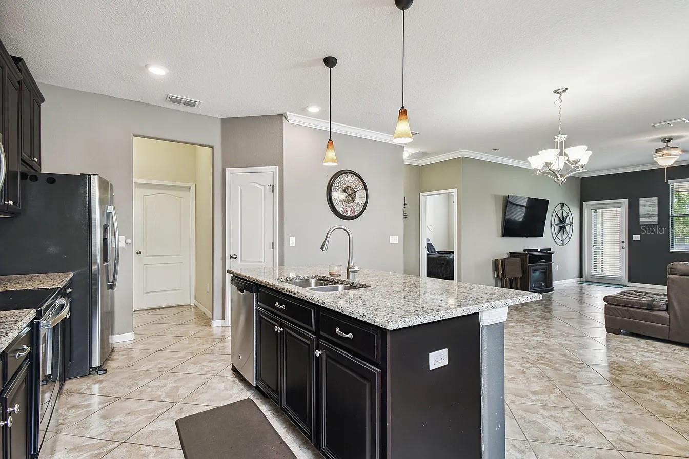 11714 LAKE BLVD — photo 5