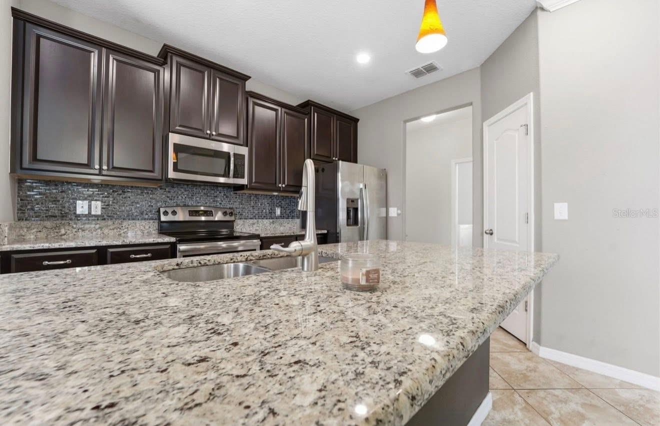 11714 LAKE BLVD — photo 43