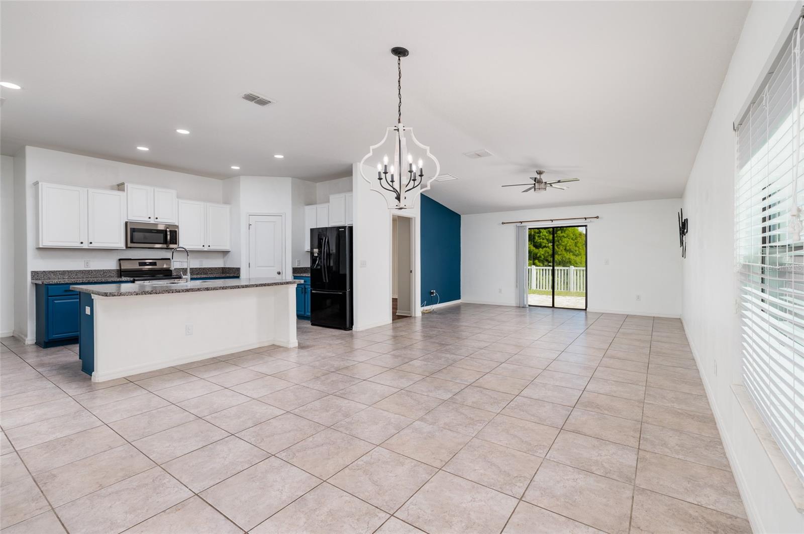 36077 STABLE WILK AVE — photo 11