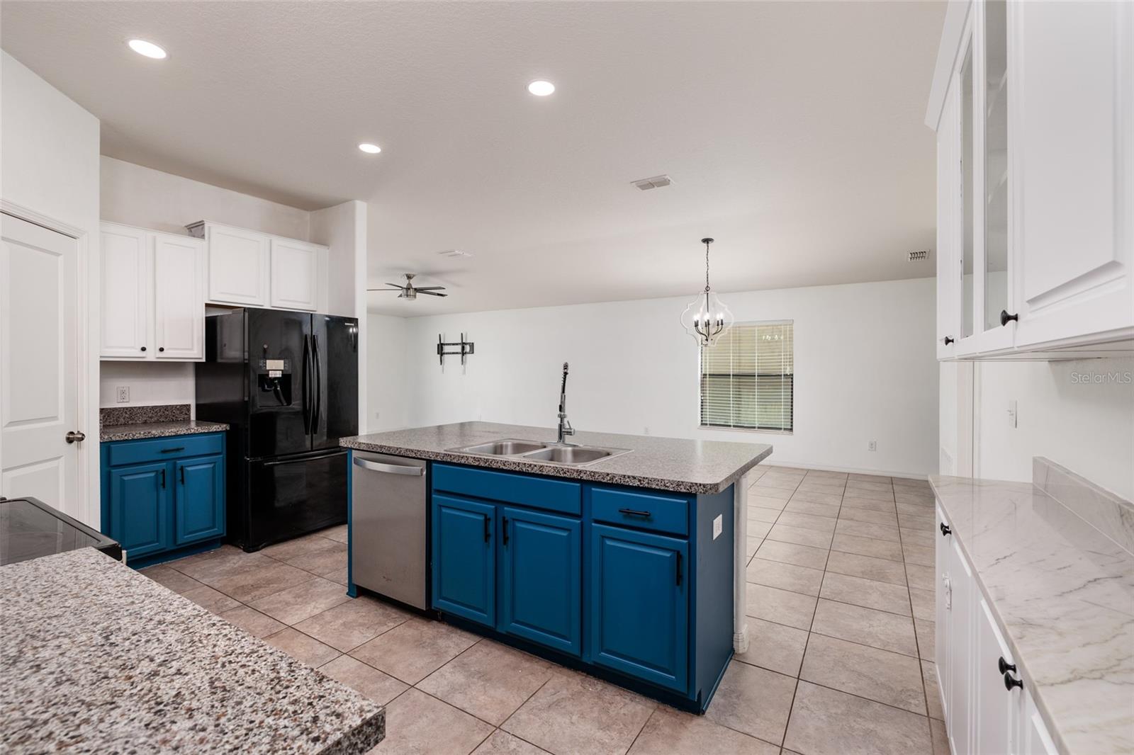 36077 STABLE WILK AVE — photo 15