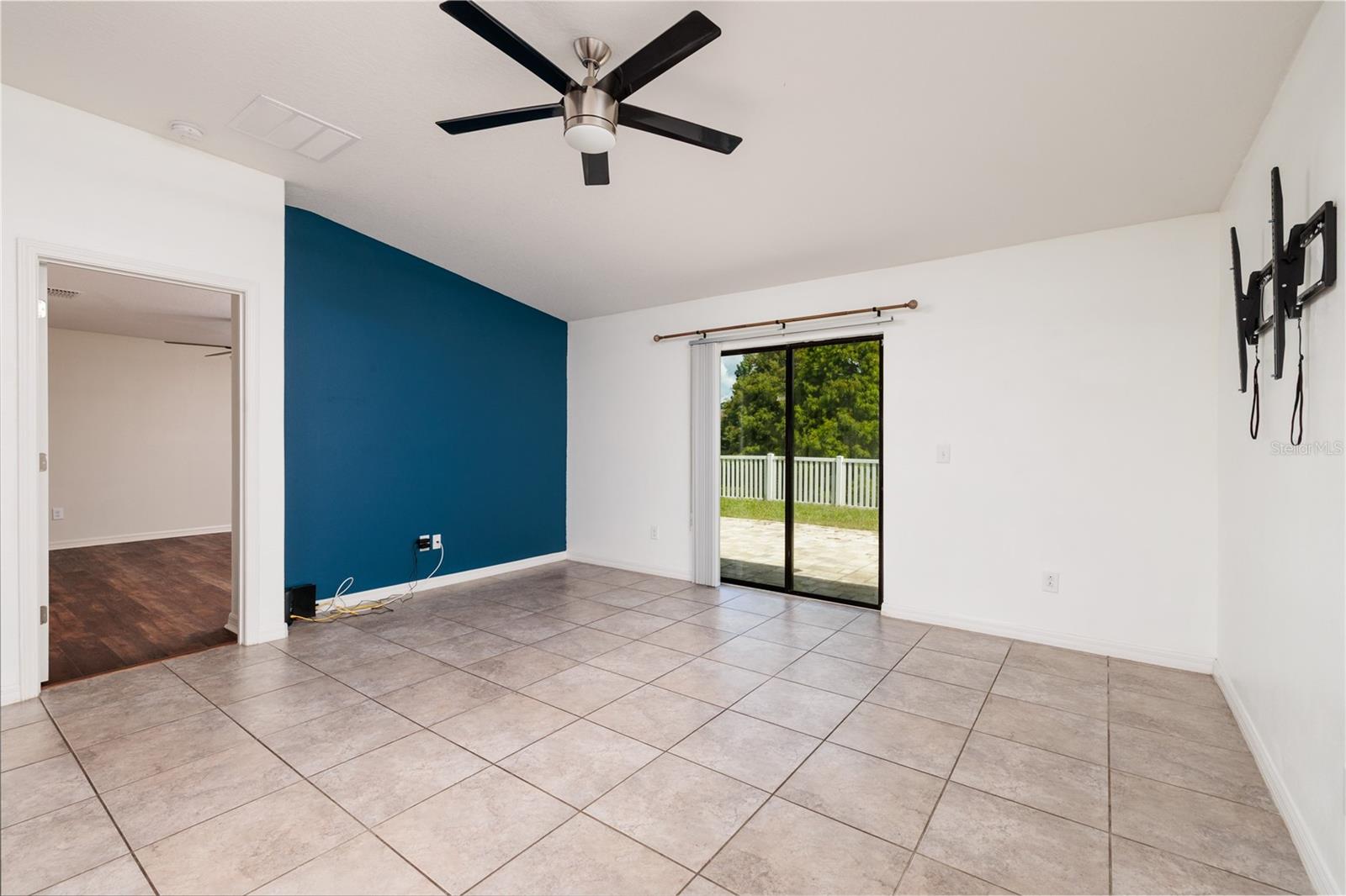 36077 STABLE WILK AVE — photo 23