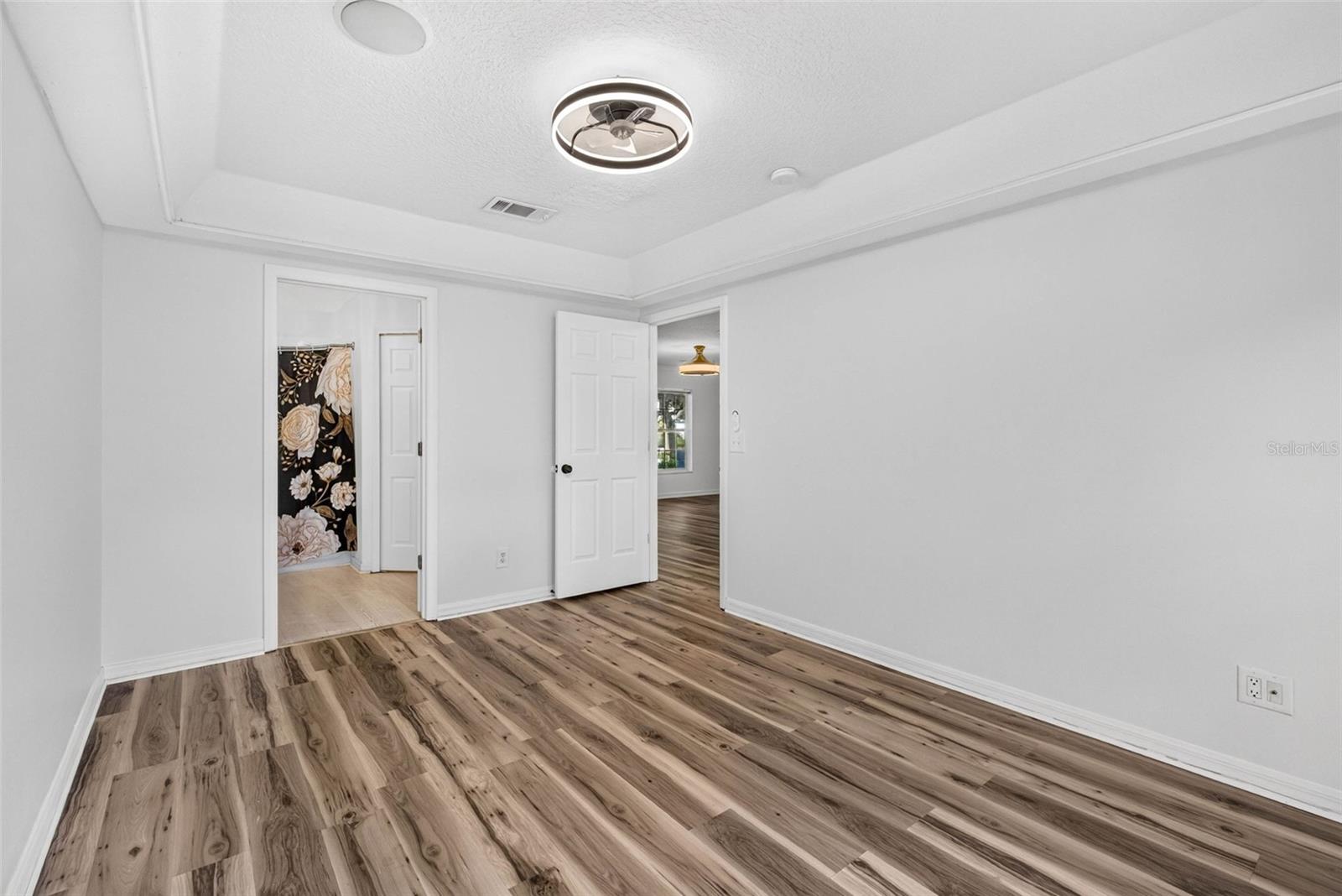 10521 LAKESIDE VISTA DR — photo 29
