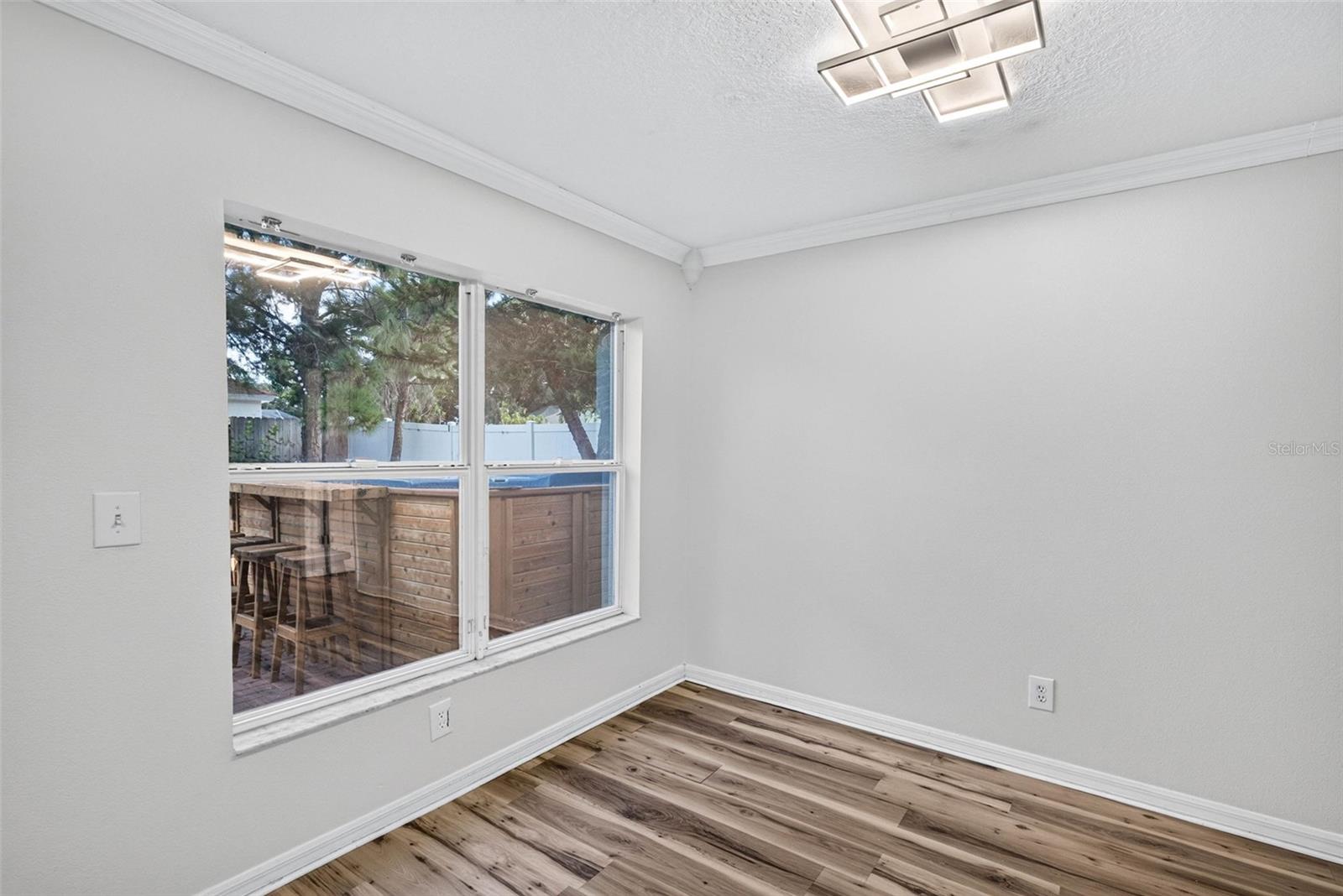 10521 LAKESIDE VISTA DR — photo 26