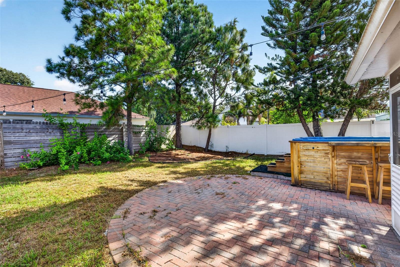 10521 LAKESIDE VISTA DR — photo 47