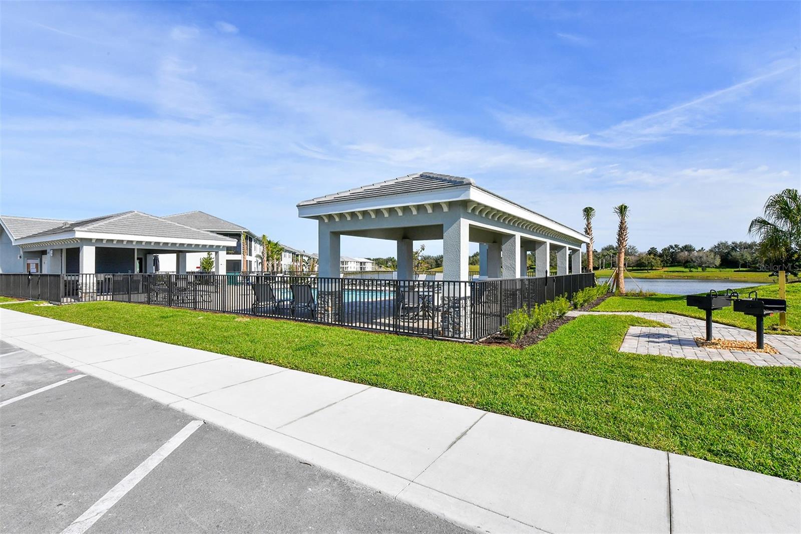 1041 RIVERSCAPE ST #1041 — photo 47