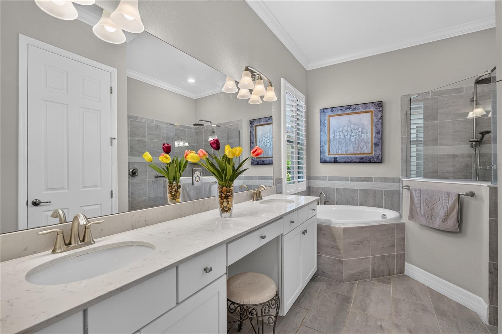 23515 WAVERLY CIR — photo 23