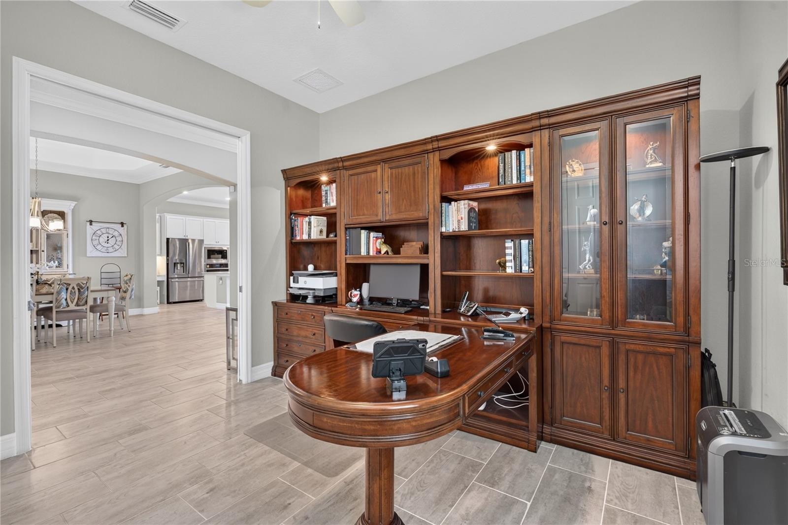 23515 WAVERLY CIR — photo 26