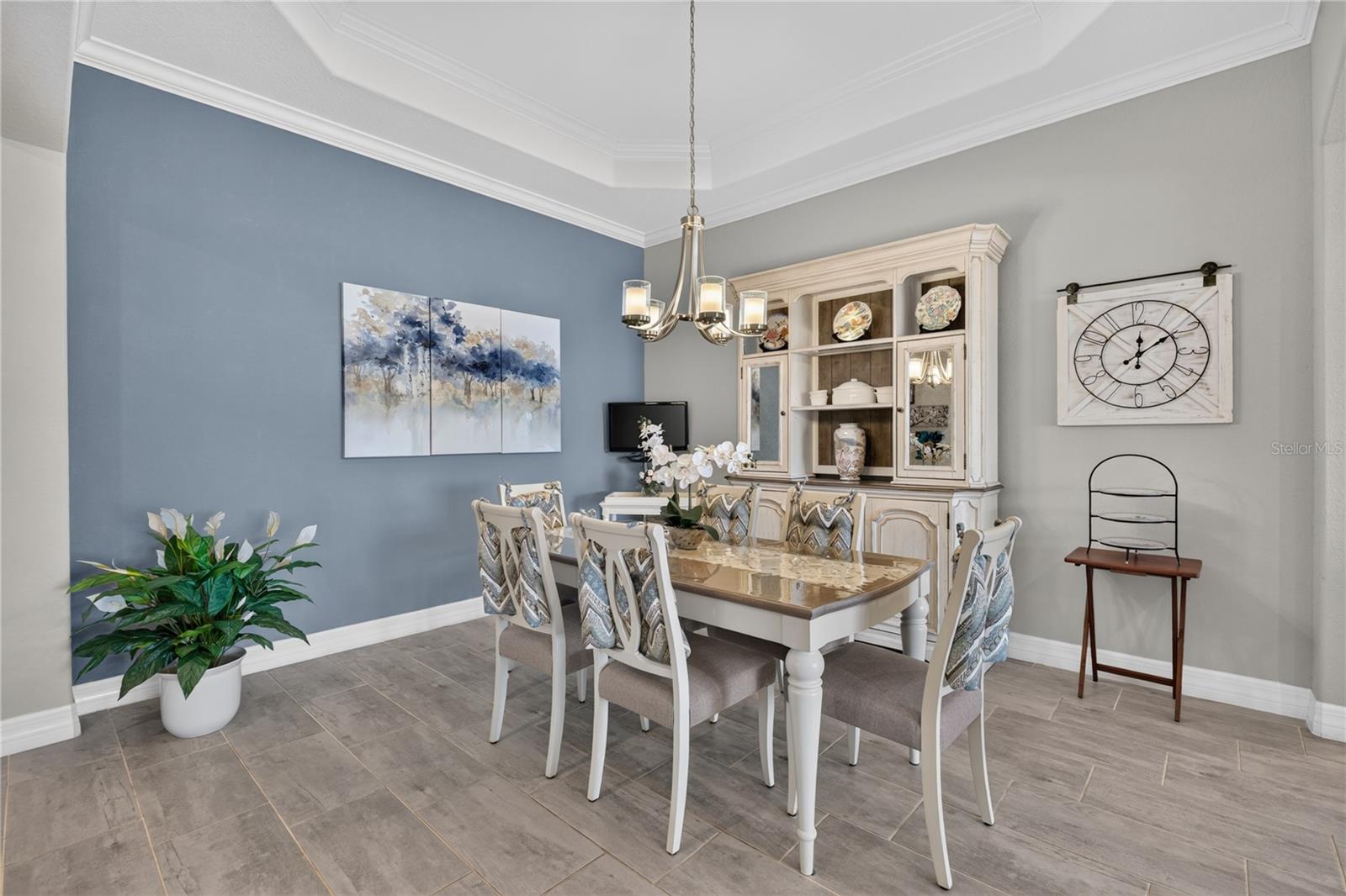 23515 WAVERLY CIR — photo 18