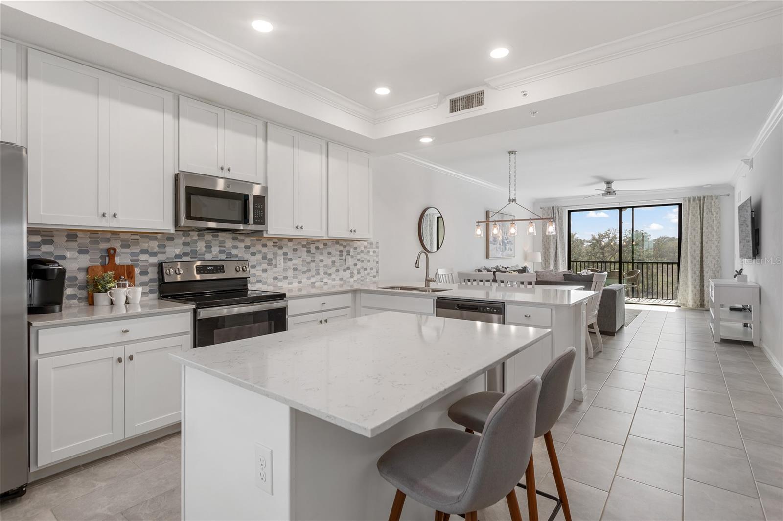 18028 GAWTHROP DR #304 — photo 3