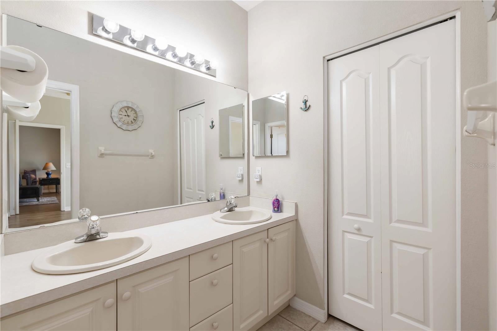 5064 MAHOGANY RUN AVE — photo 17