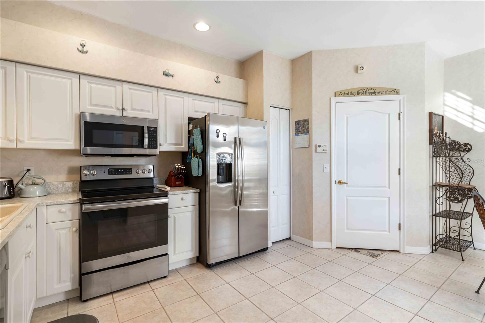 5064 MAHOGANY RUN AVE — photo 10