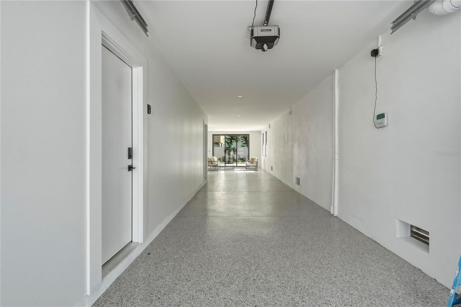 205 BATES AVE #B — photo 35