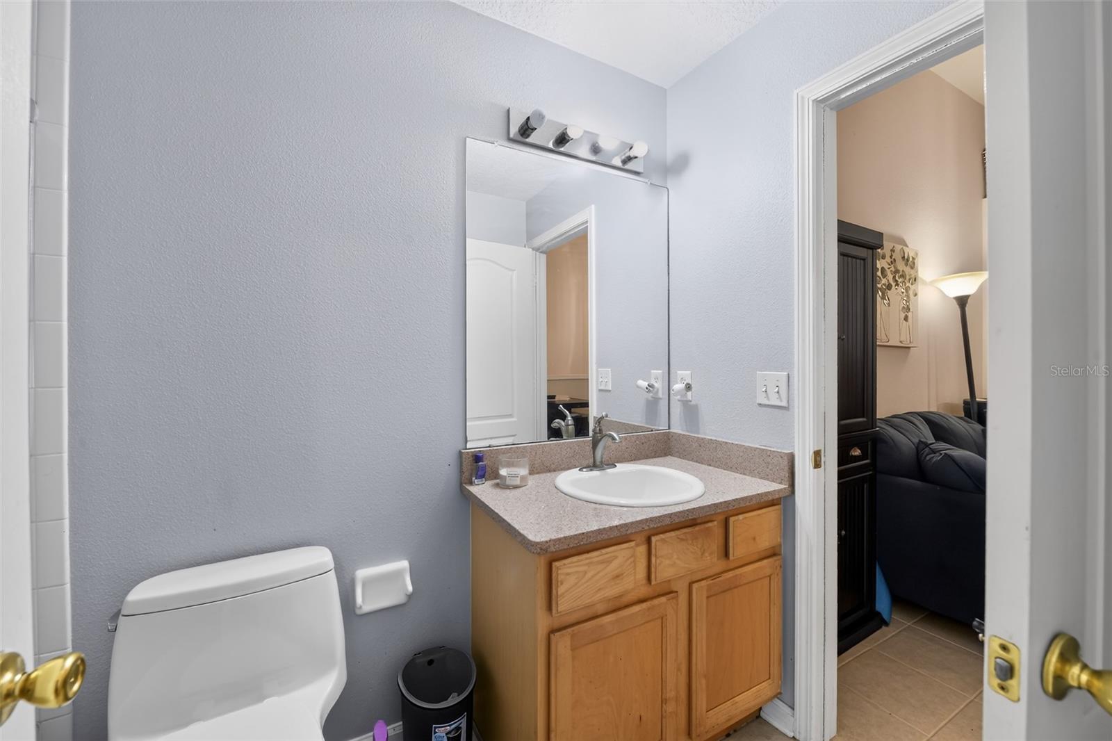 2823 CONCH HOLLOW DR — photo 29