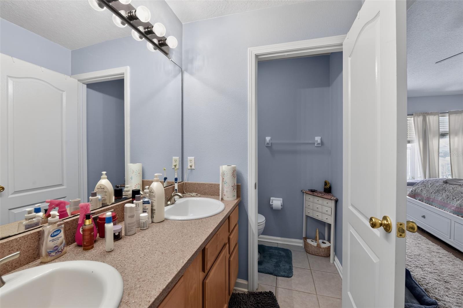 2823 CONCH HOLLOW DR — photo 27