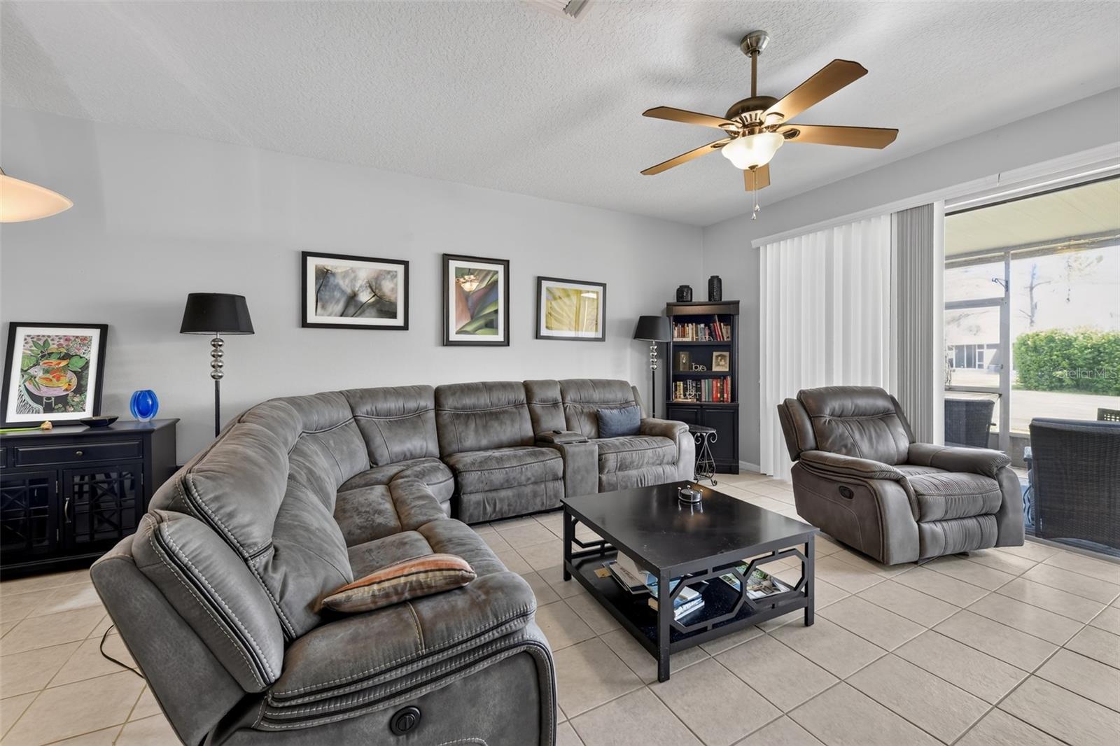 2823 CONCH HOLLOW DR — photo 6