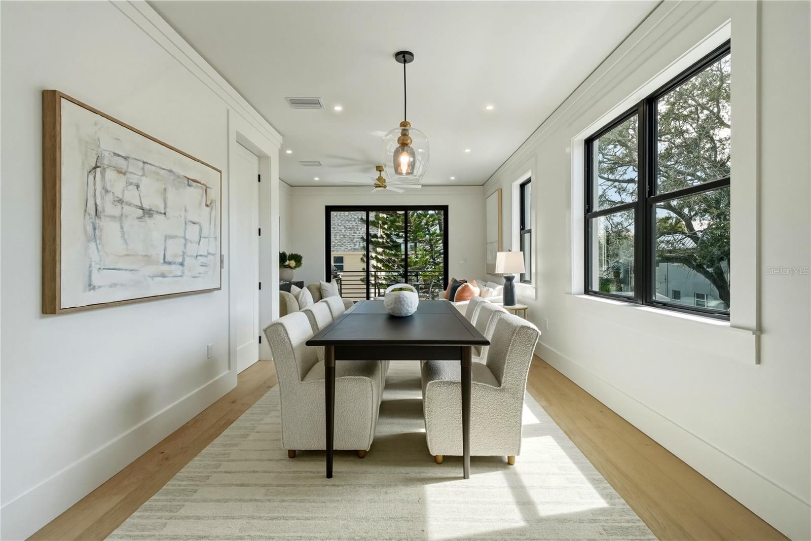 205 BATES AVE — photo 8