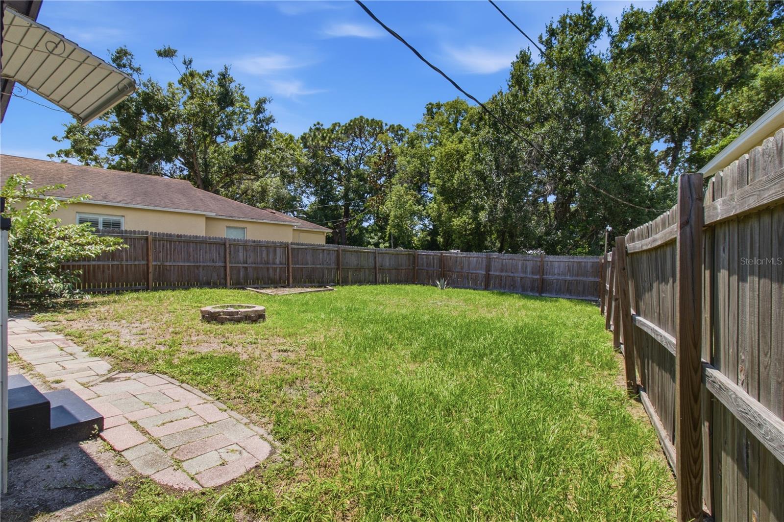 5552 CRISSMAN DR N — photo 22