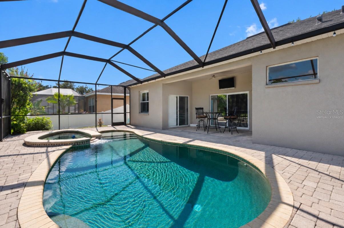11916 SUMMER SPRINGS DR — photo 33