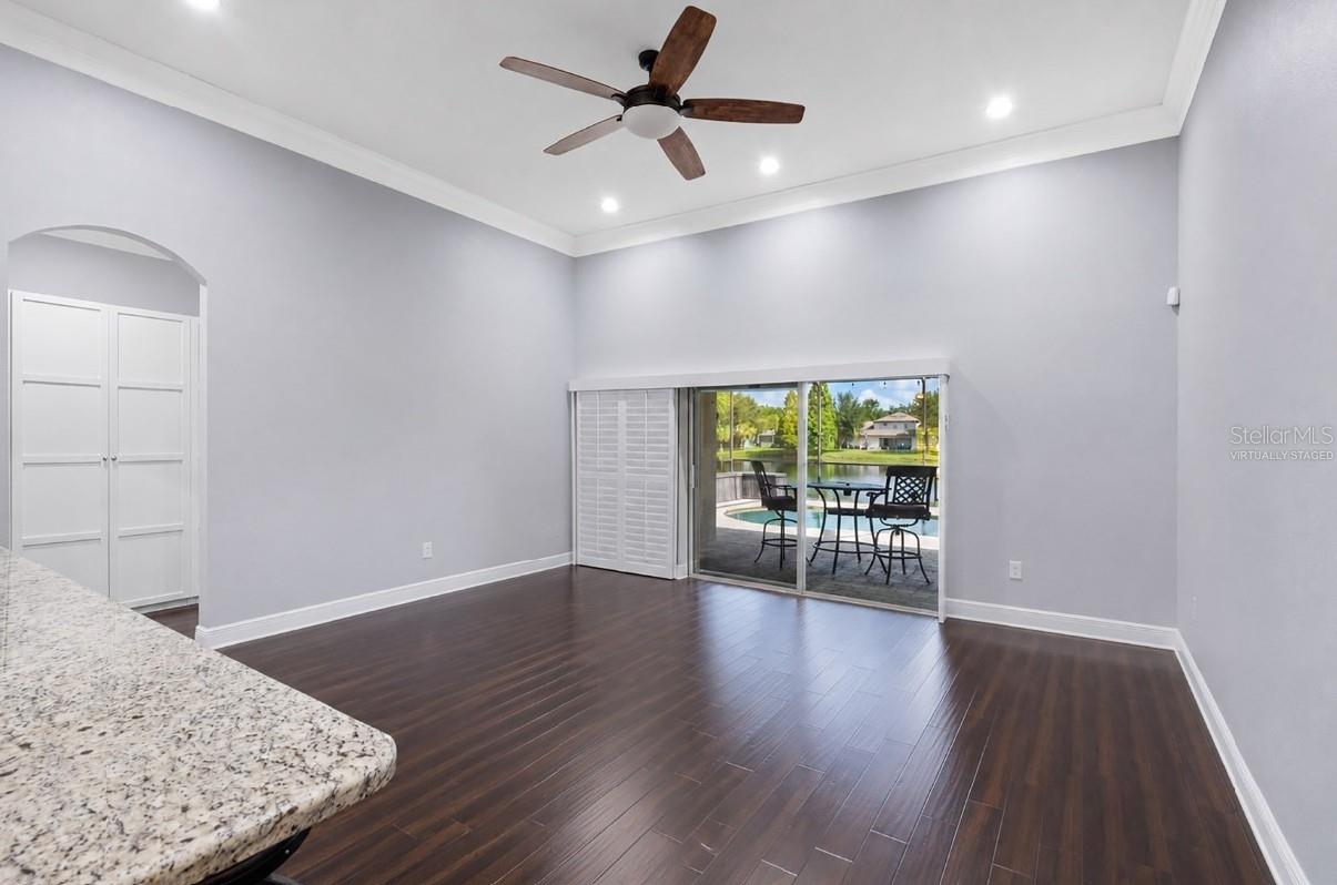 11916 SUMMER SPRINGS DR — photo 15