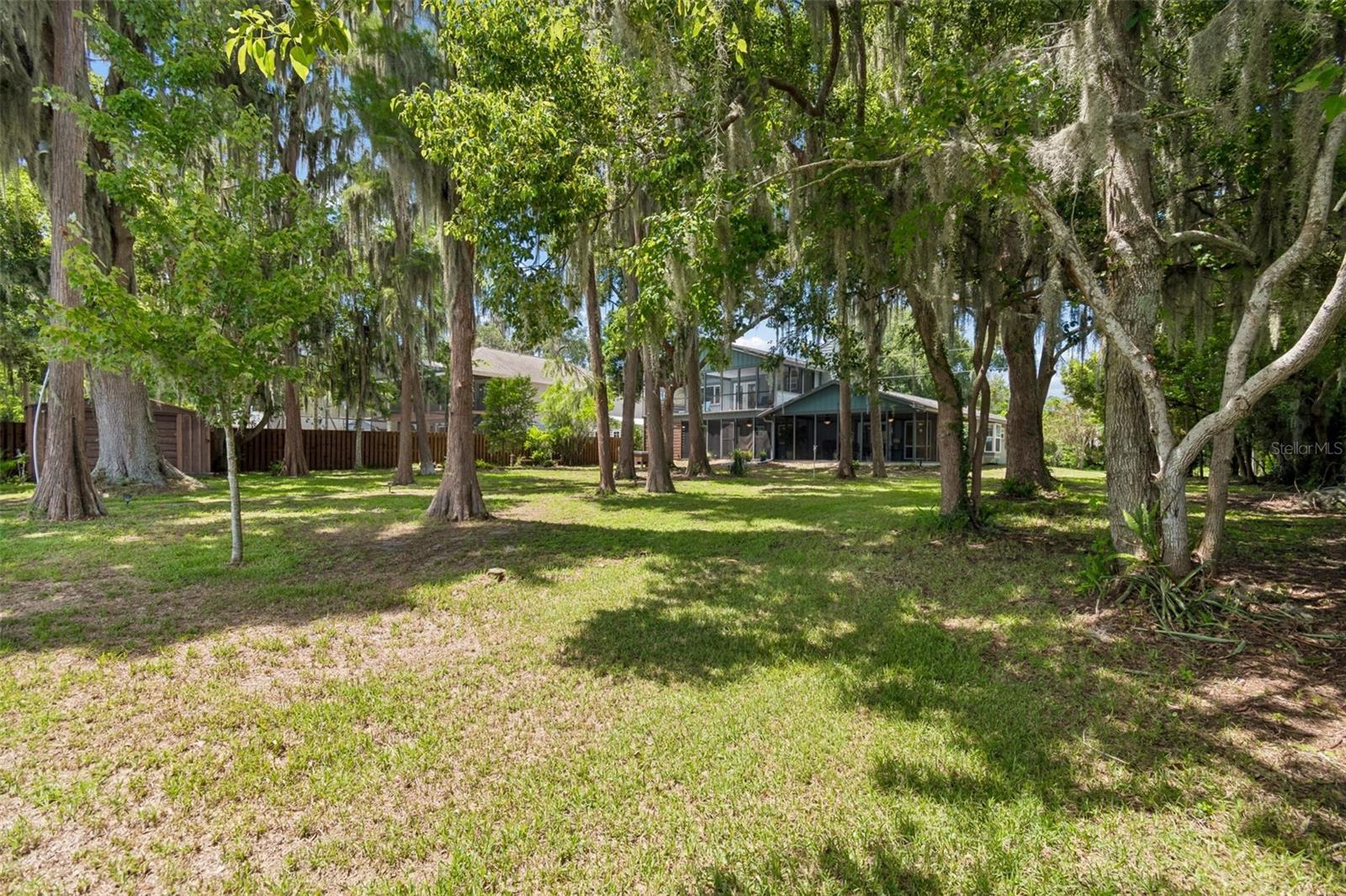 12120 CARVER AVE — photo 48