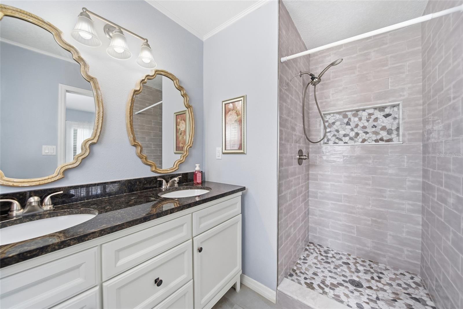 1216 S PINE LAKE DR — photo 23
