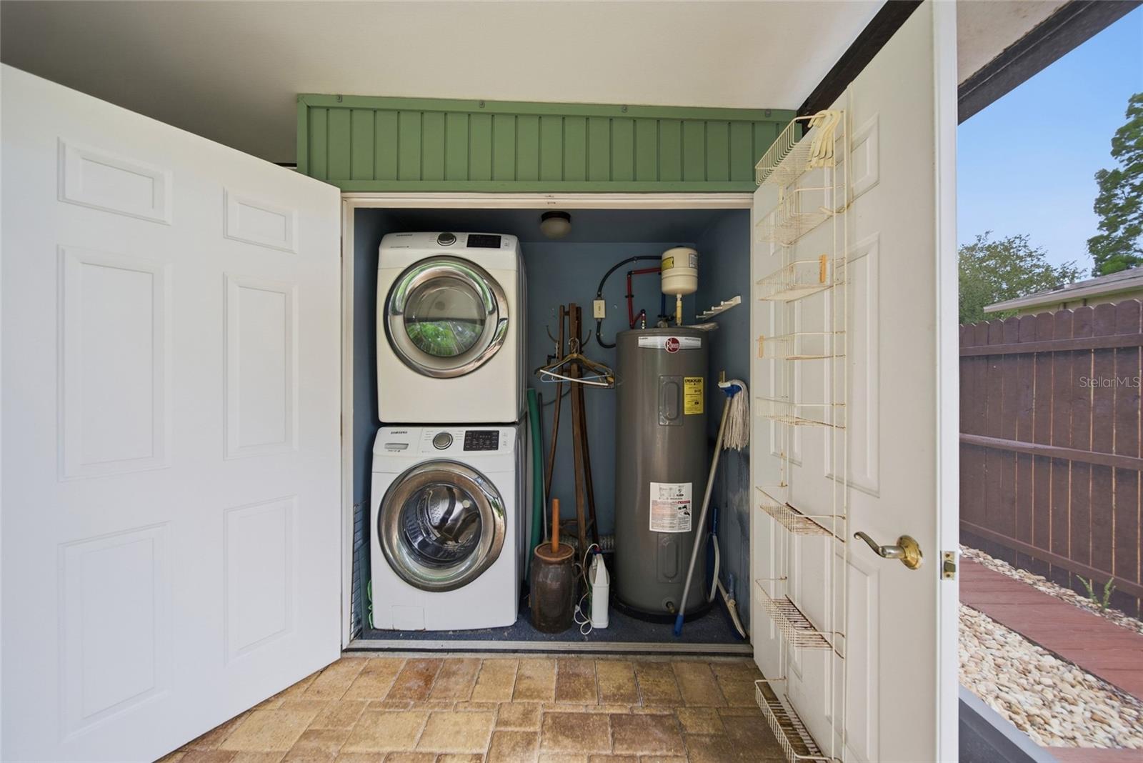 1216 S PINE LAKE DR — photo 32