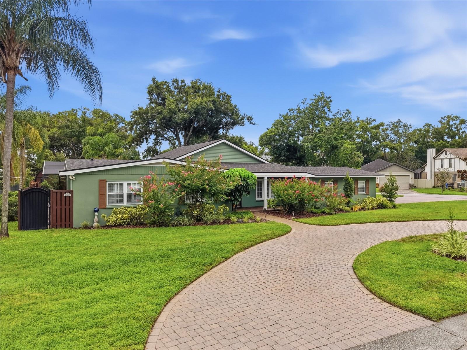 1216 S PINE LAKE DR — photo 2