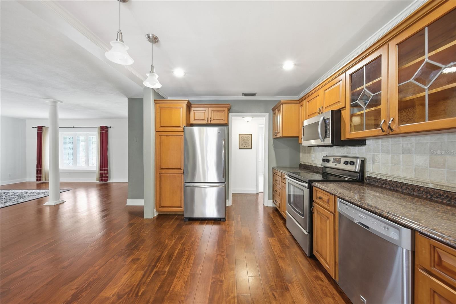 1216 S PINE LAKE DR — photo 16