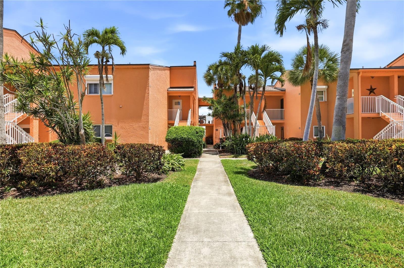 7400 SUNSHINE SKYWAY LN S #111 — photo 6