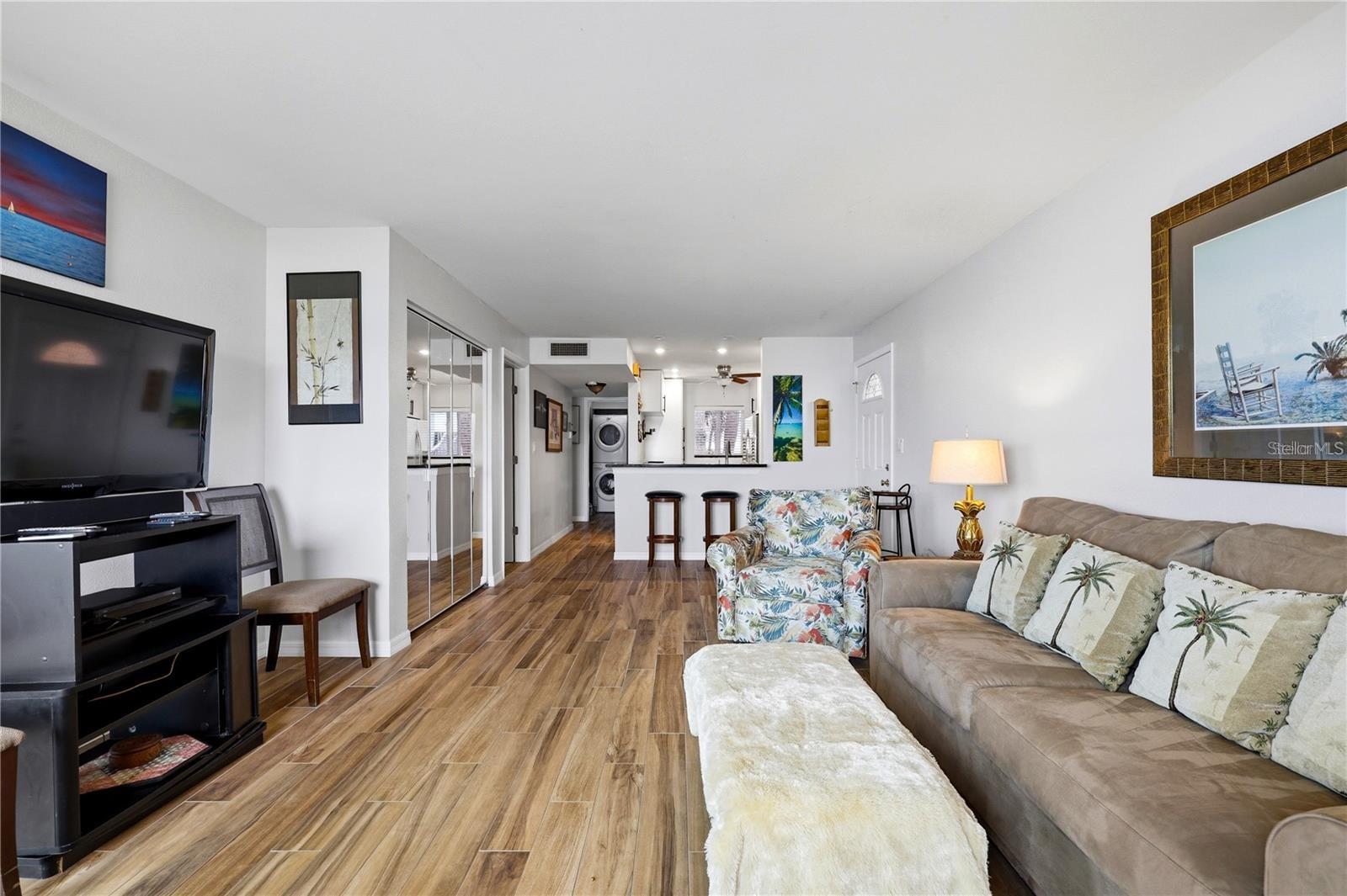 7400 SUNSHINE SKYWAY LN S #111 — photo 14