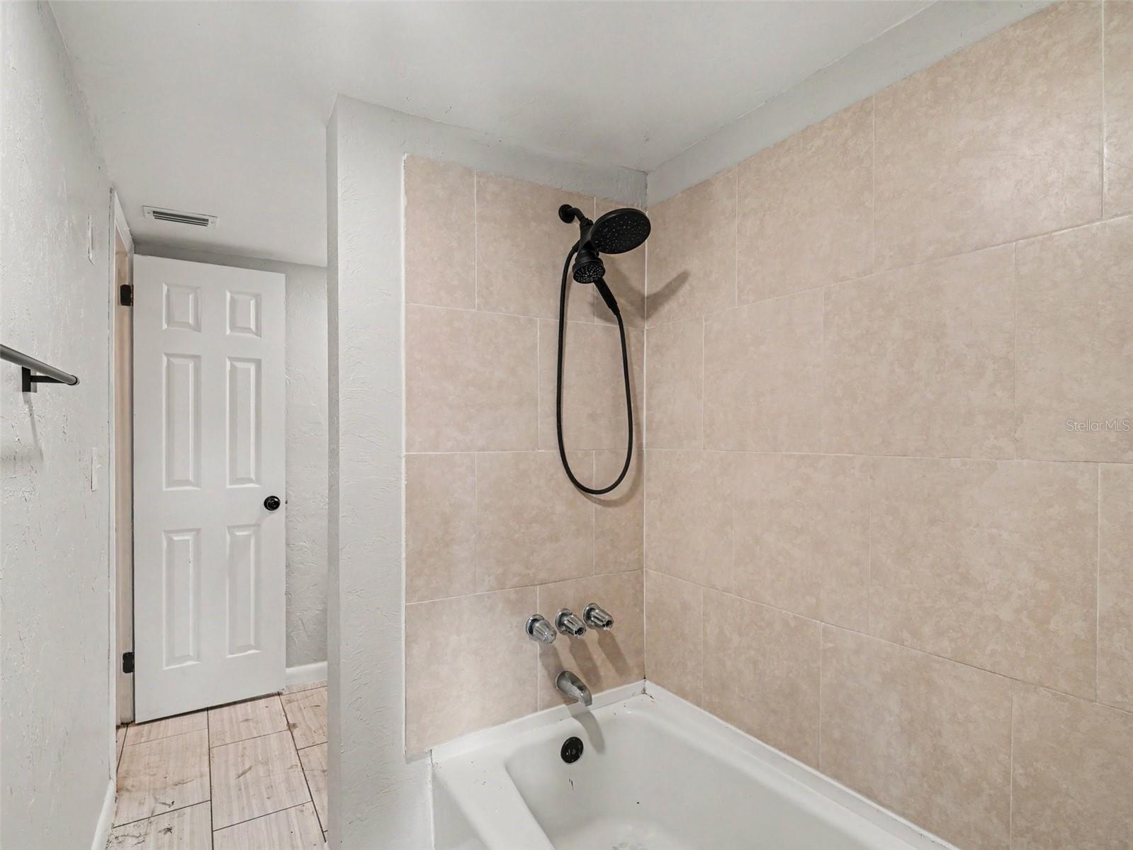 4023 LAKE BAYSHORE DR #112 — photo 25